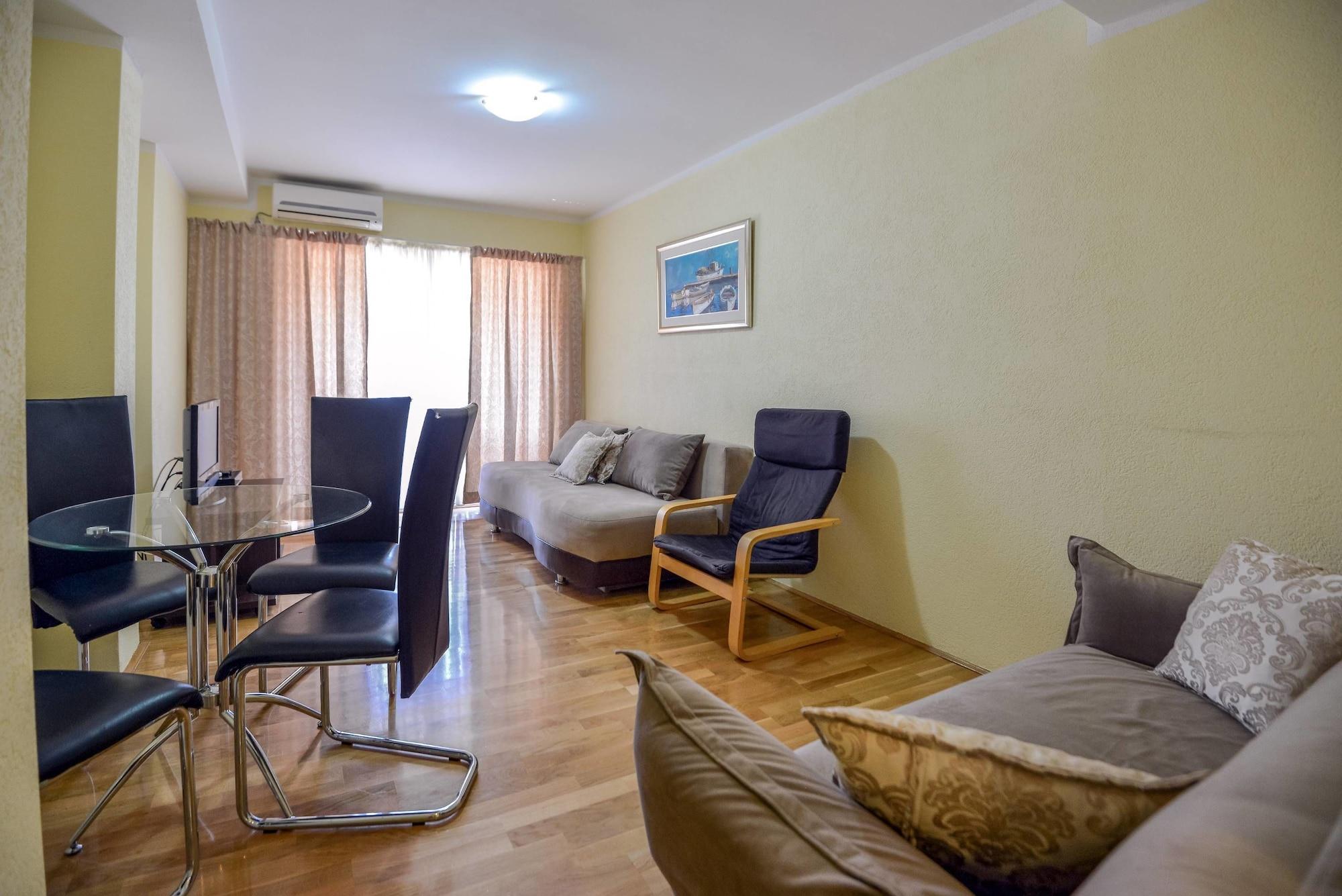 קוטור Apartments Ivardic מראה חיצוני תמונה