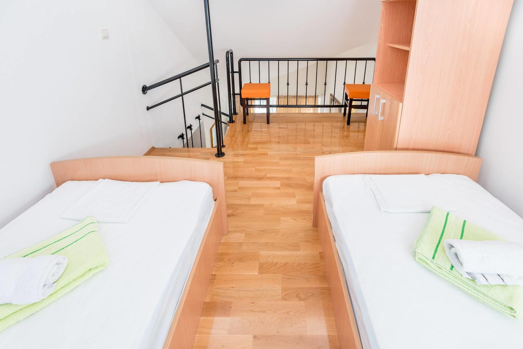 קוטור Apartments Ivardic מראה חיצוני תמונה