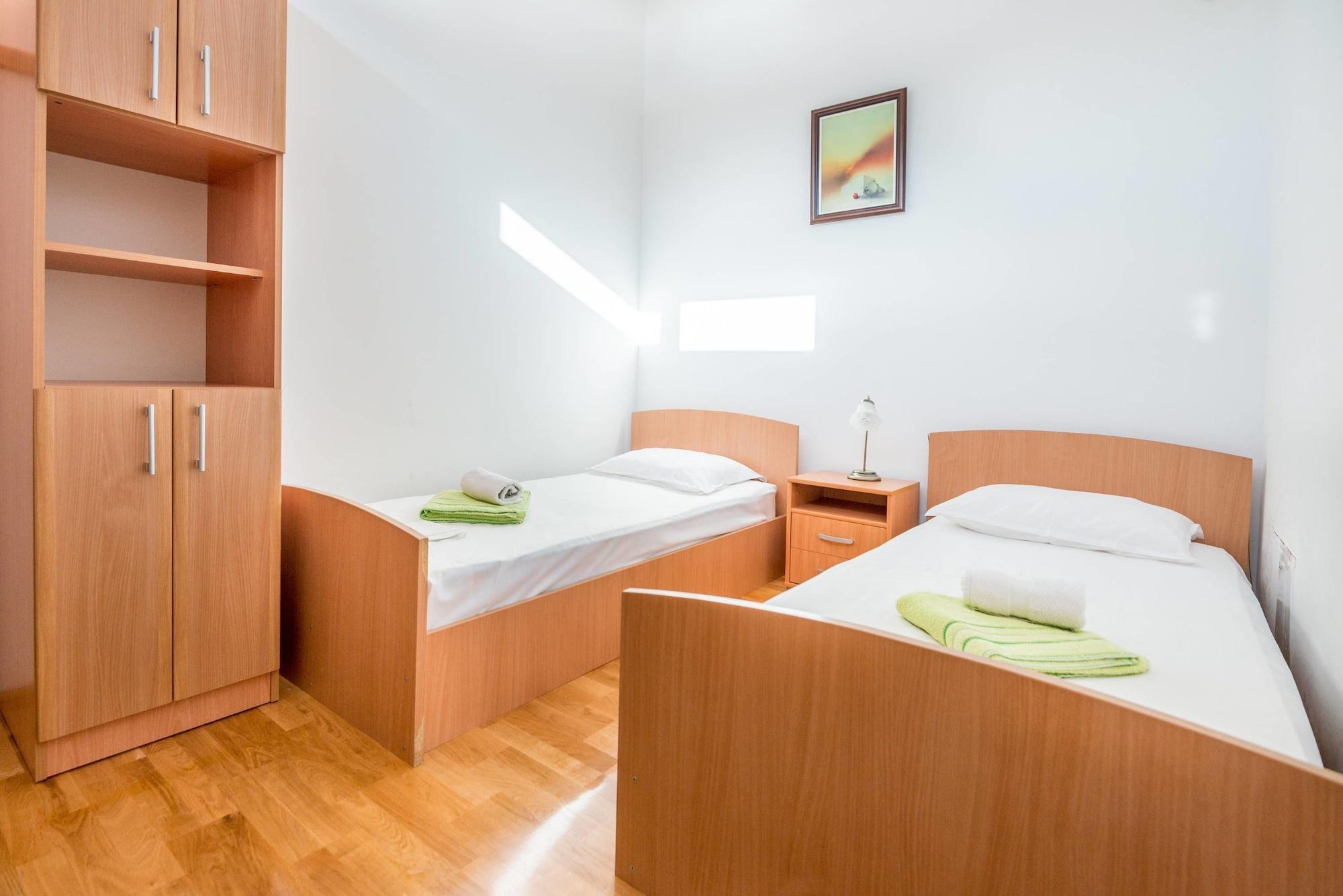 קוטור Apartments Ivardic מראה חיצוני תמונה
