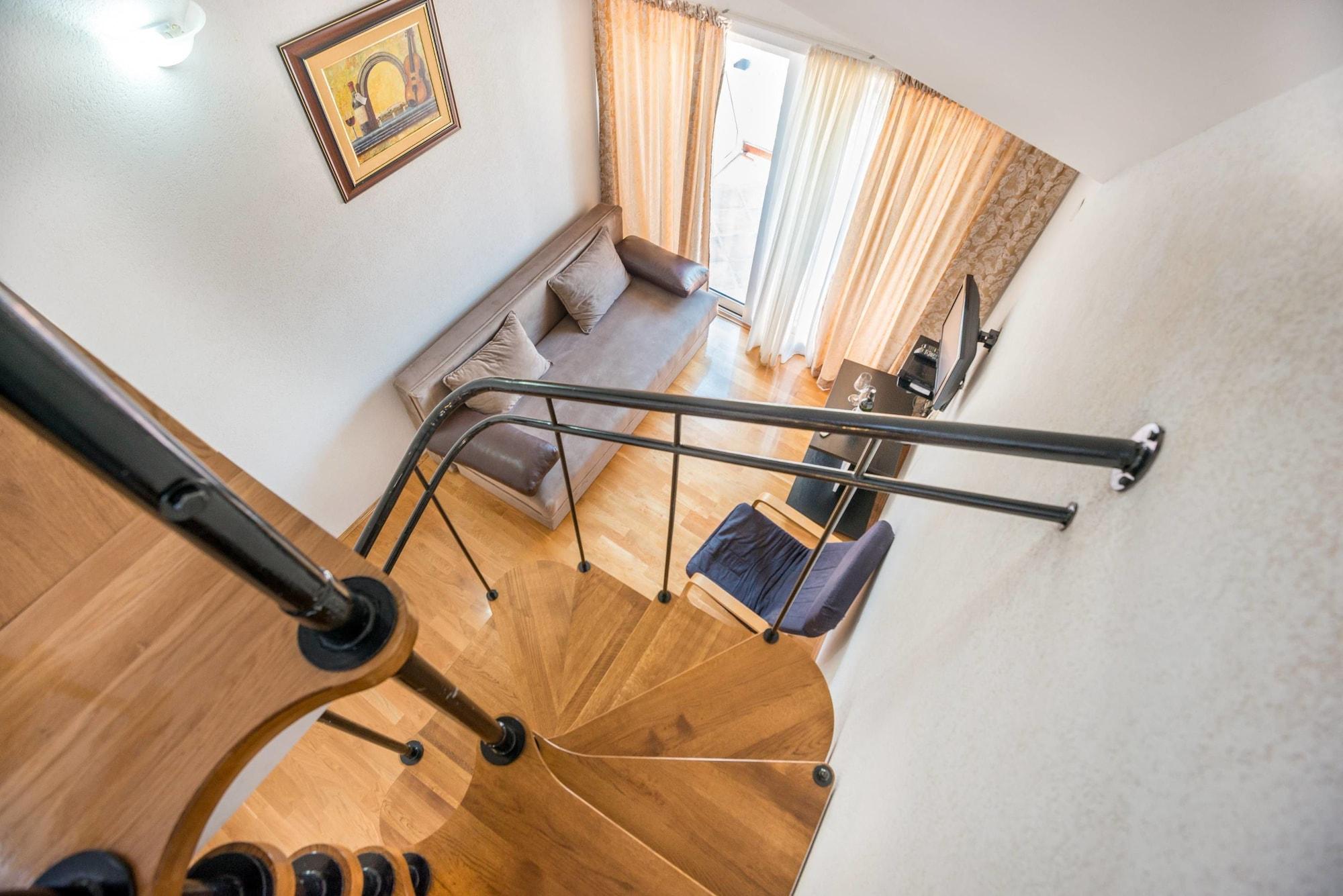 קוטור Apartments Ivardic מראה חיצוני תמונה