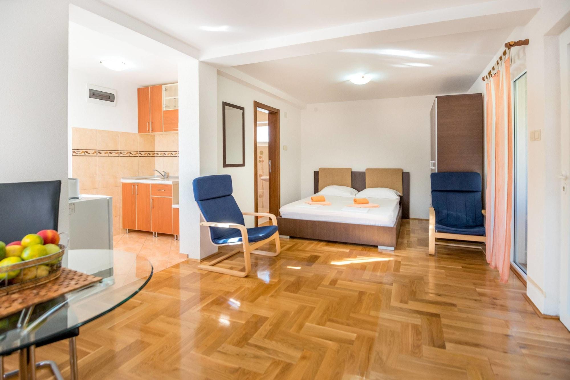 קוטור Apartments Ivardic מראה חיצוני תמונה