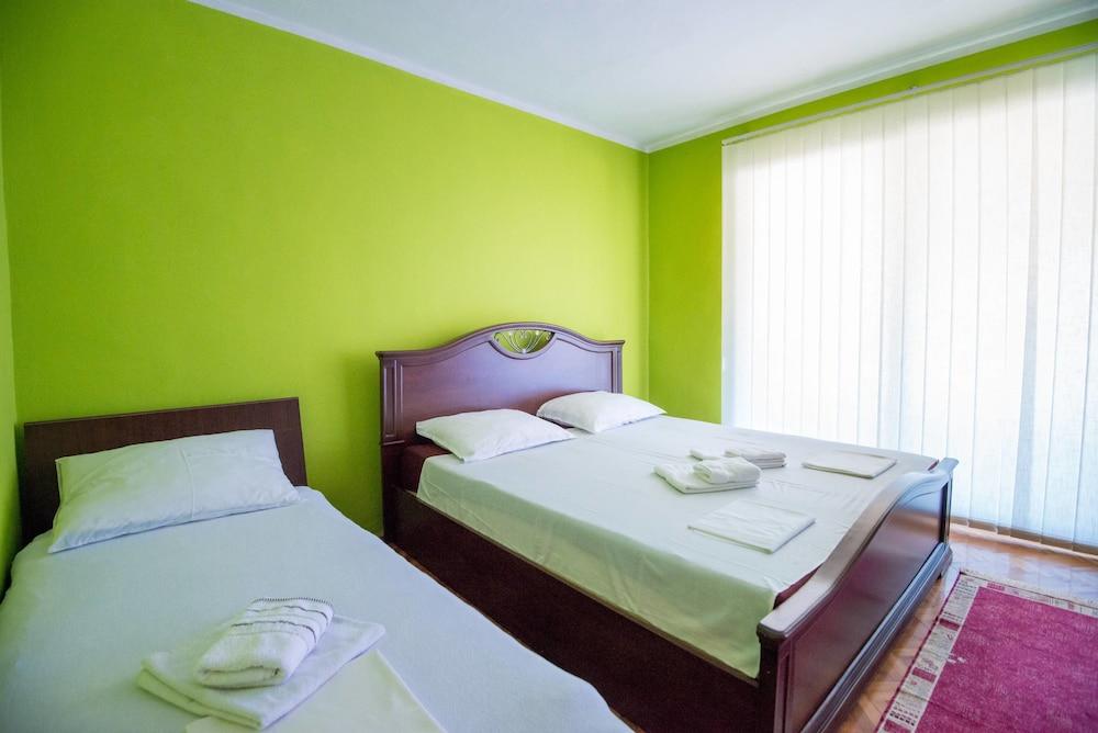 קוטור Apartments Ivardic מראה חיצוני תמונה