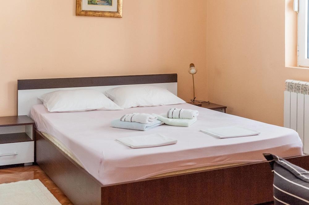 קוטור Apartments Ivardic מראה חיצוני תמונה