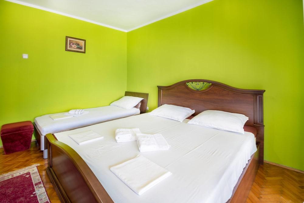 קוטור Apartments Ivardic מראה חיצוני תמונה