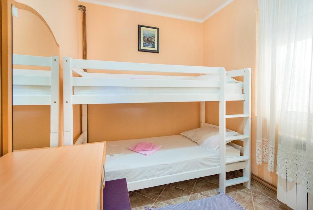 קוטור Apartments Ivardic מראה חיצוני תמונה
