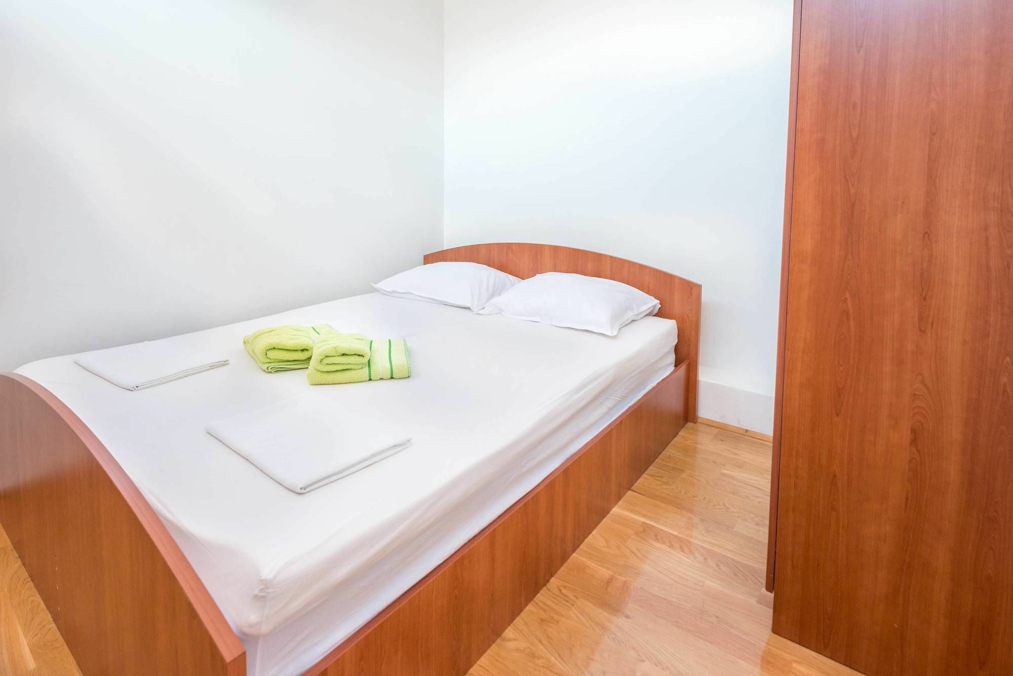 קוטור Apartments Ivardic מראה חיצוני תמונה