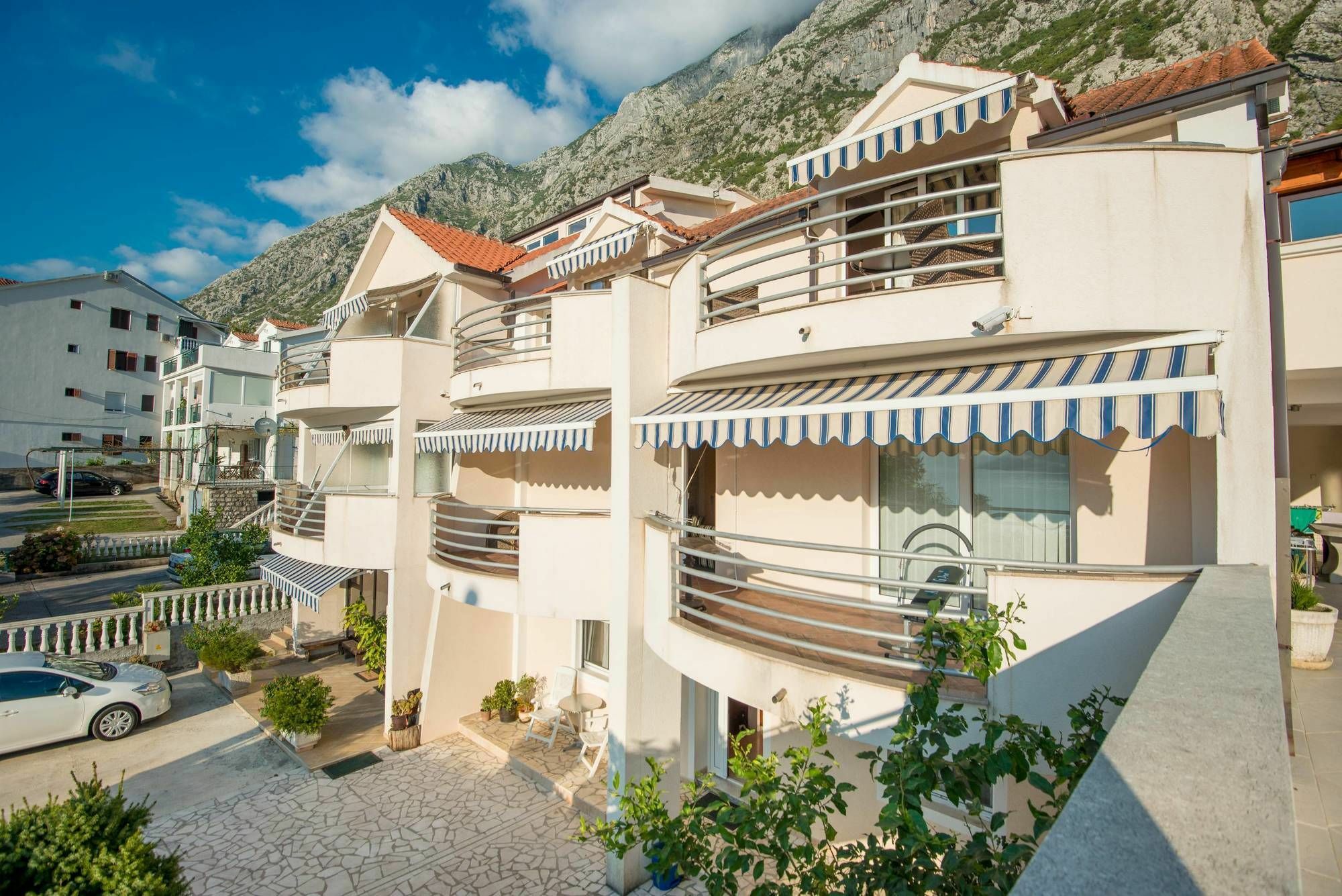 קוטור Apartments Ivardic מראה חיצוני תמונה